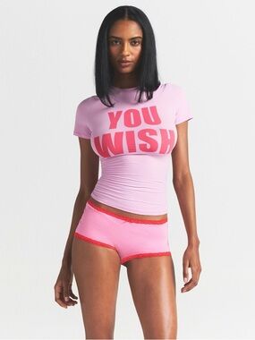 SKIMS FITS EVERYBODY T-SHIRT | PETAL YOU WISH VALENTINE NWT